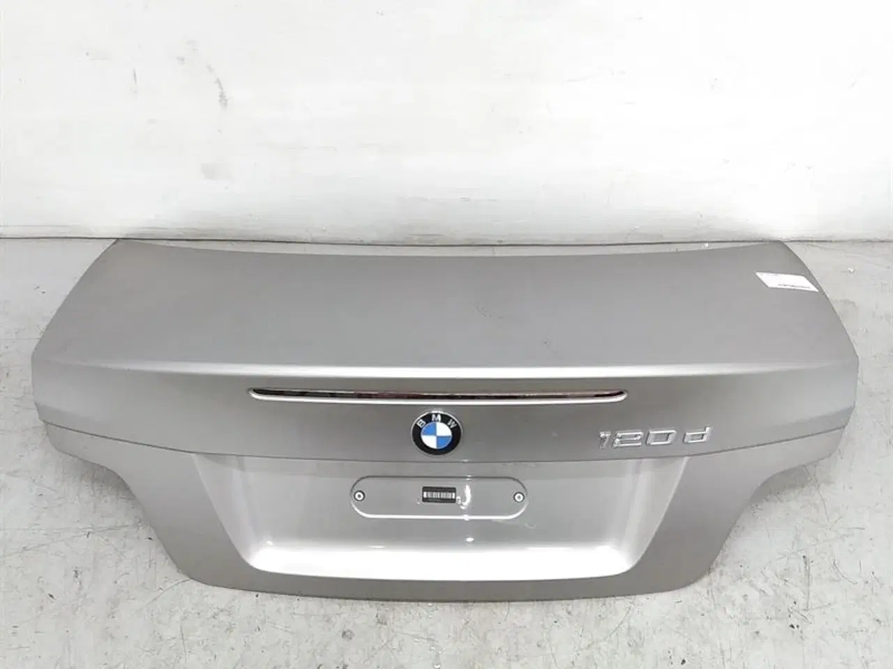 Billede 1 - Bagklap (Med hul til låsecylinder) B41627181144 BMW E82