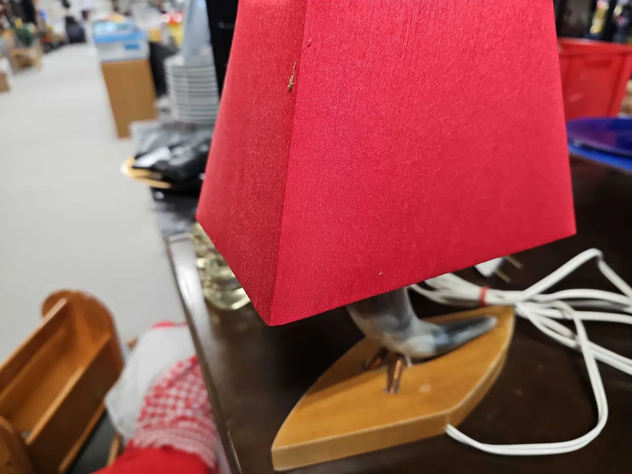 Billede 2 - Bord- / væglampe i horn