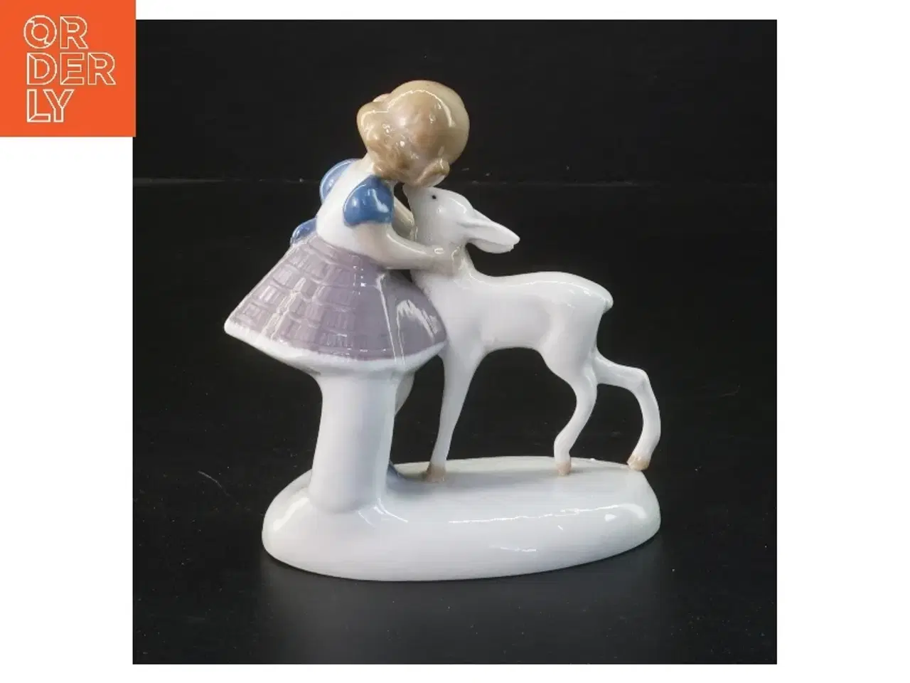 Billede 2 - Porcelænsfigur af pige og dådyr (str. 13x11 cm)