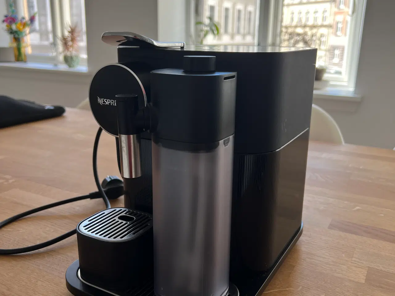 Billede 3 - Nespresso DeLonghi Lattissima One Kaffemaskine 