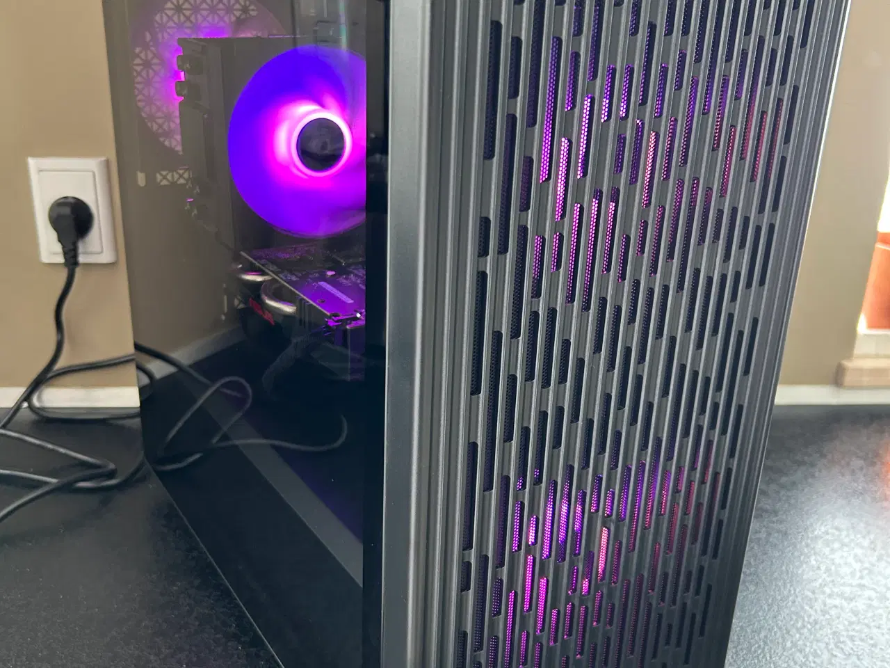 Billede 4 - ✅ Renoveret Gamin-PC – Klar til eSport & RGB-show!