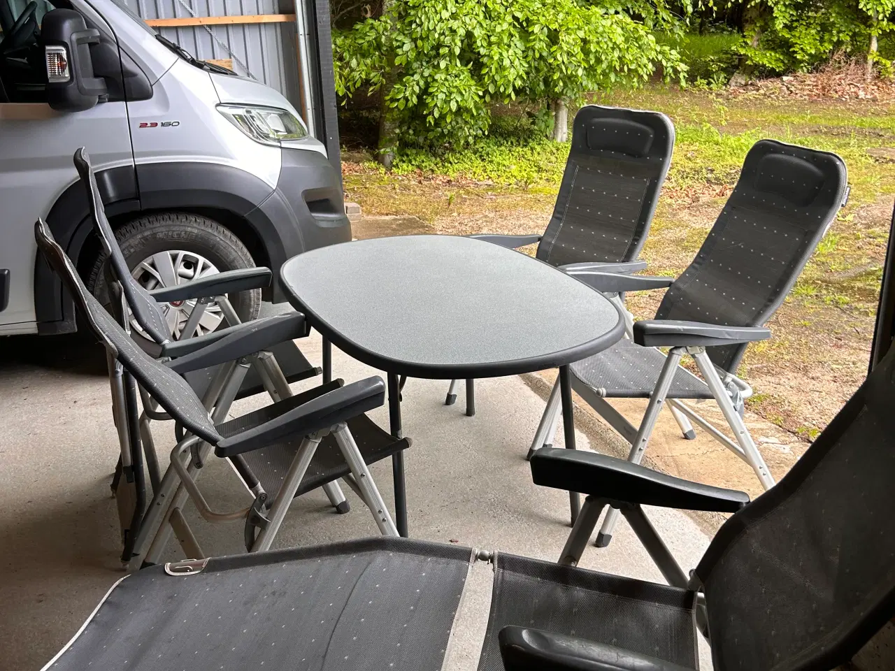Billede 4 - Campingstole sæt – 6 stole + 2 skamler + bord