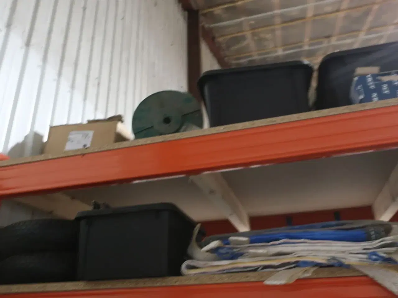 Billede 27 - Lagerreol med div. Værktøj og varelager