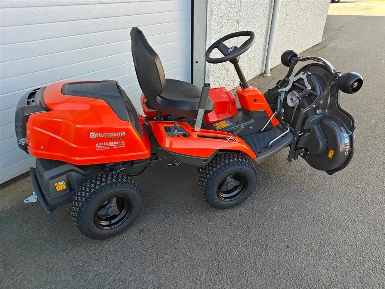 Billede 12 - Husqvarna R 214TC Comfort - 103cm klippebord