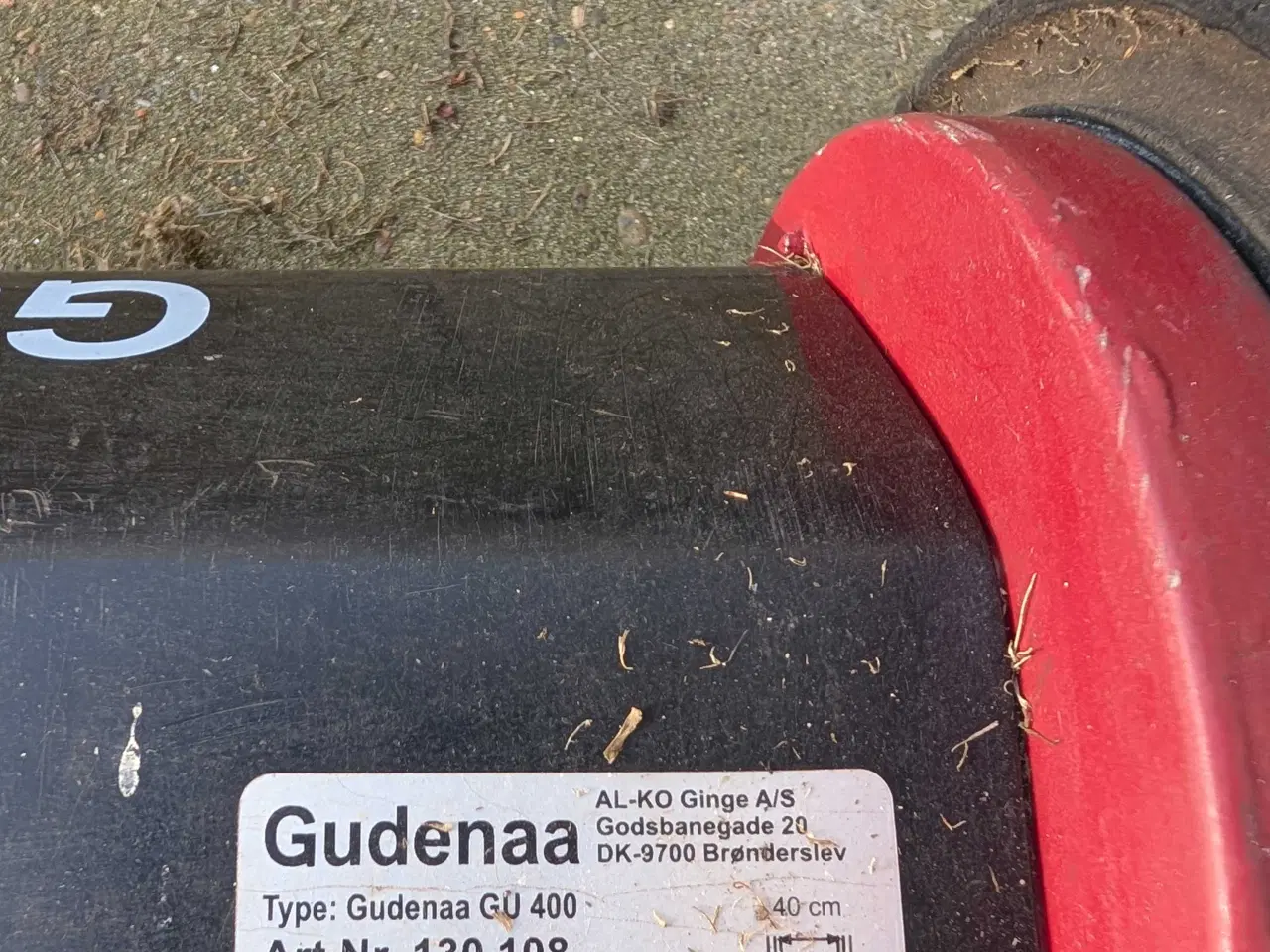 Billede 2 - Fin hånd skubber