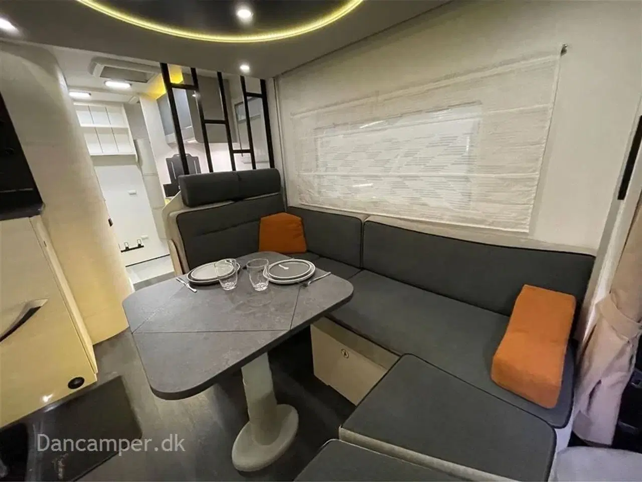 Billede 12 - 2024 - Chausson 660 Titanium ULTIMATE   UNDER KLARGØRING! Chausson 660 Titanium ULTIMATE, Elcykelholder, Lithiumbatterier, Induktionsplade, 3000W inverter