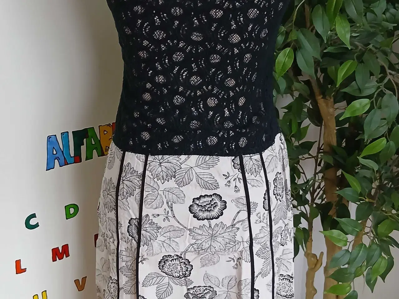 Billede 6 - Kjole. Container. Medium/38