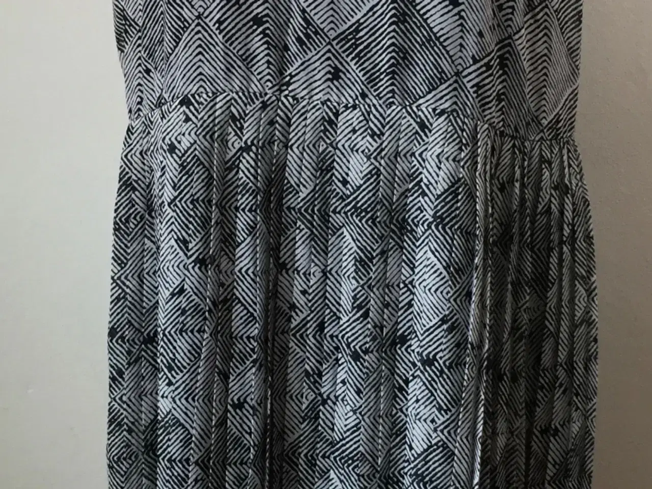 Billede 1 - Baum und Pherdgarten, kjole str. 44