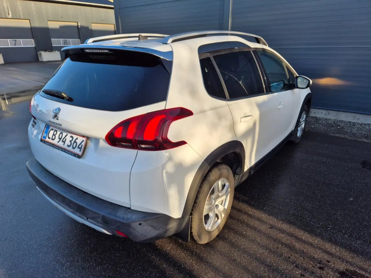 Billede 4 - Peugeot 2008 1,6 BlueHDi 100 Selection Sky