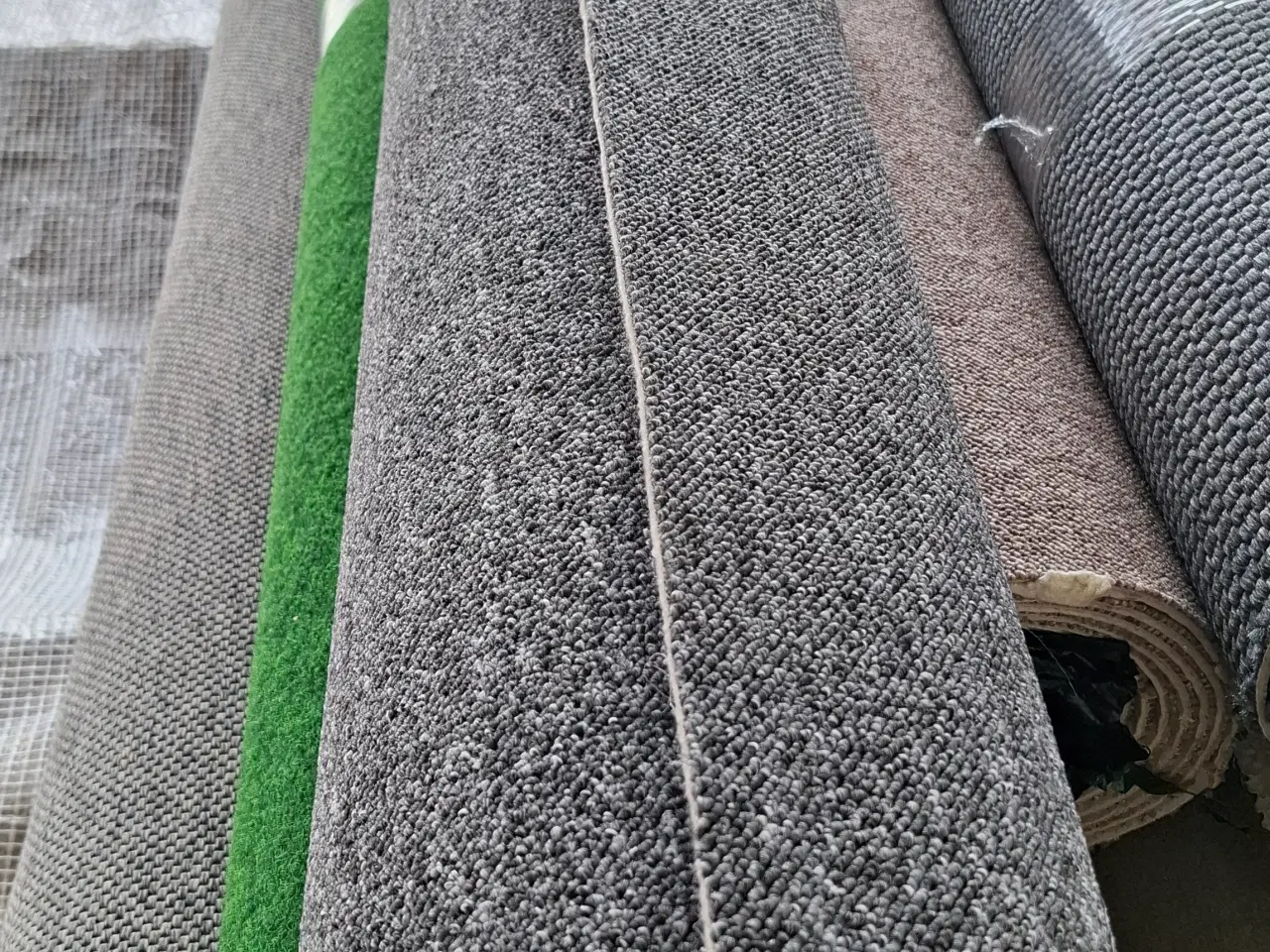 Billede 14 - Gulvtæppe Rester