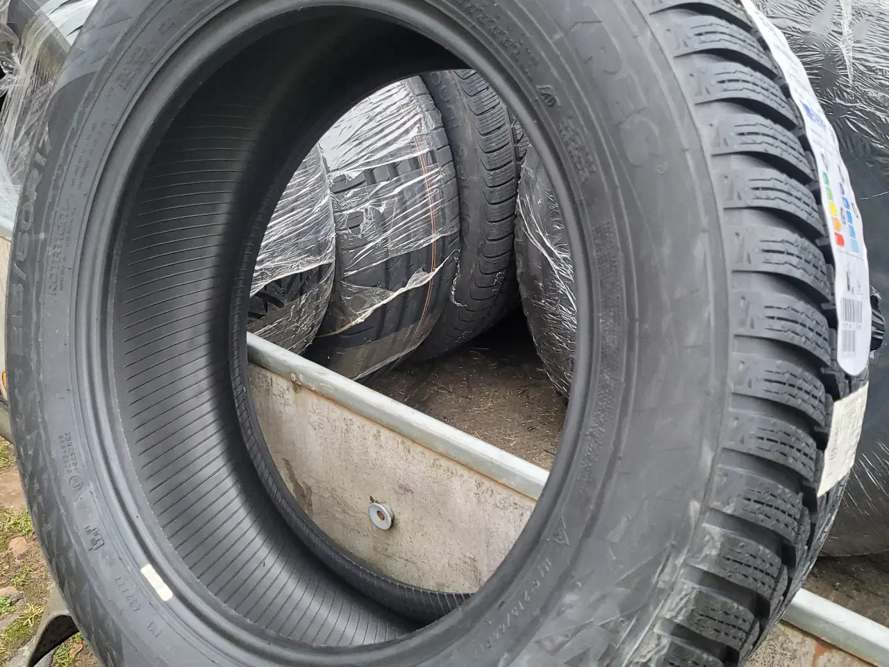 Billede 1 -  215/60R17. Vinterdæk 