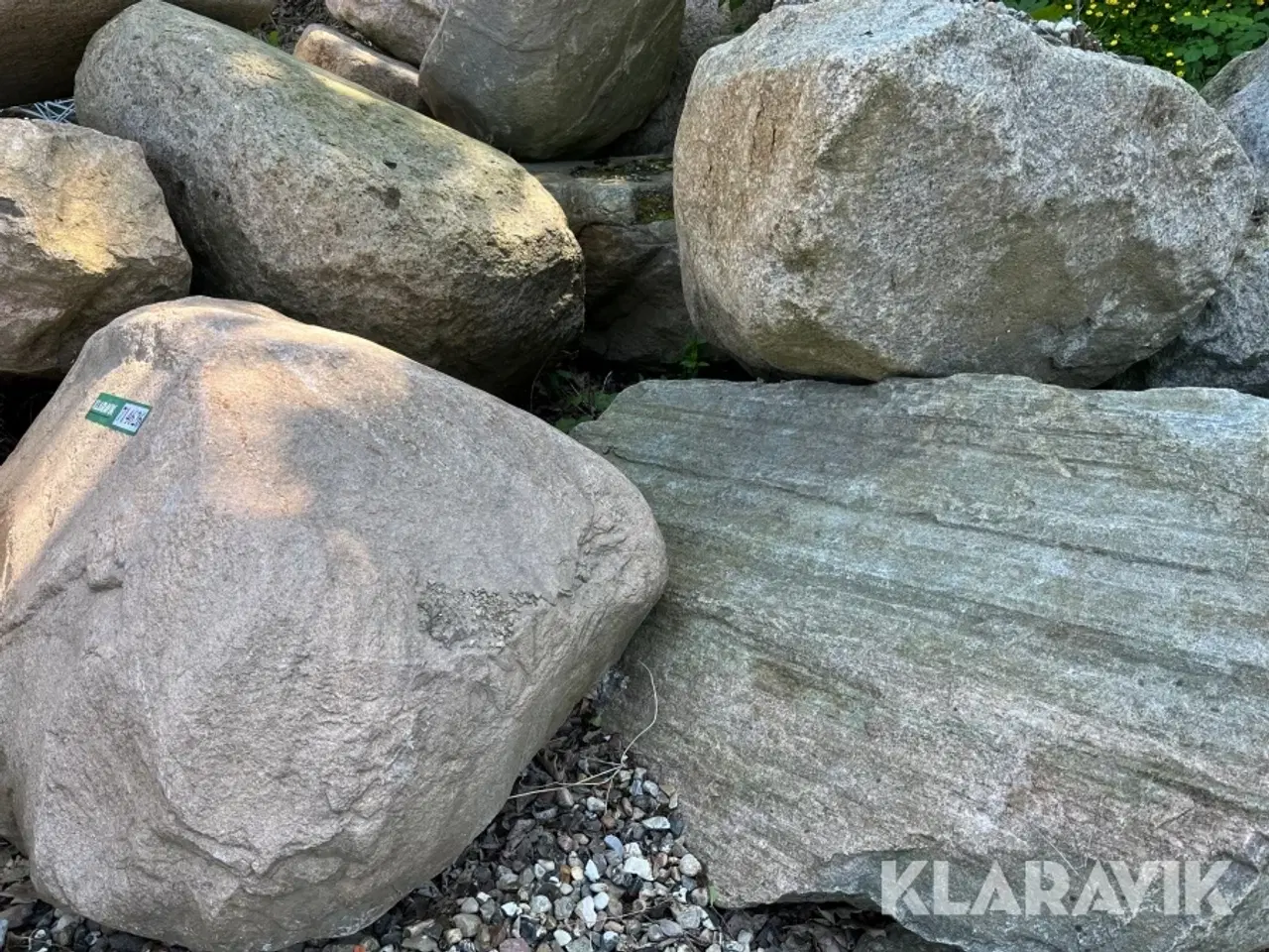 Billede 12 - LOT: Kampesten 24 stk