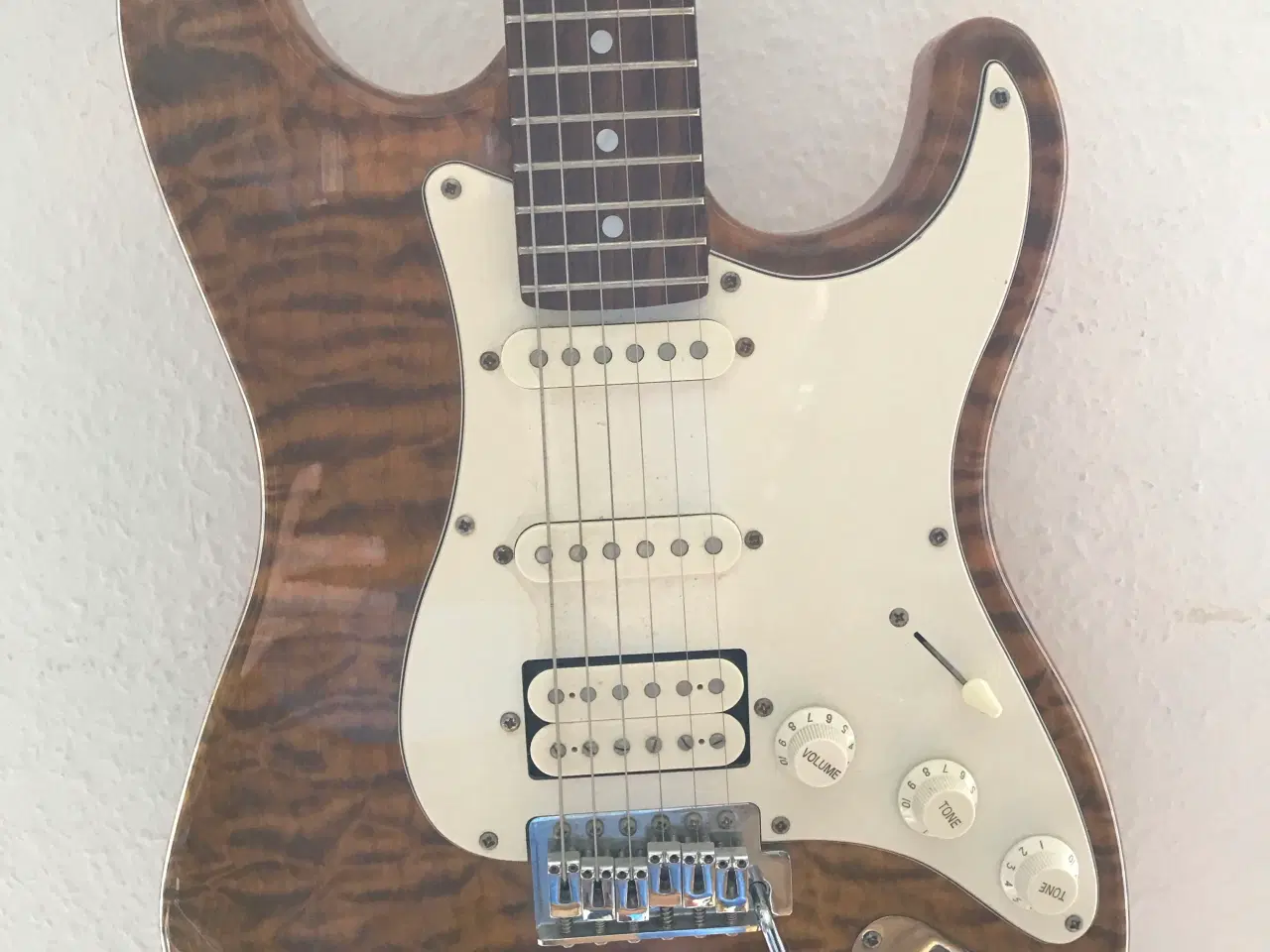 Billede 2 -  Tradition elektrisk SSH guitar