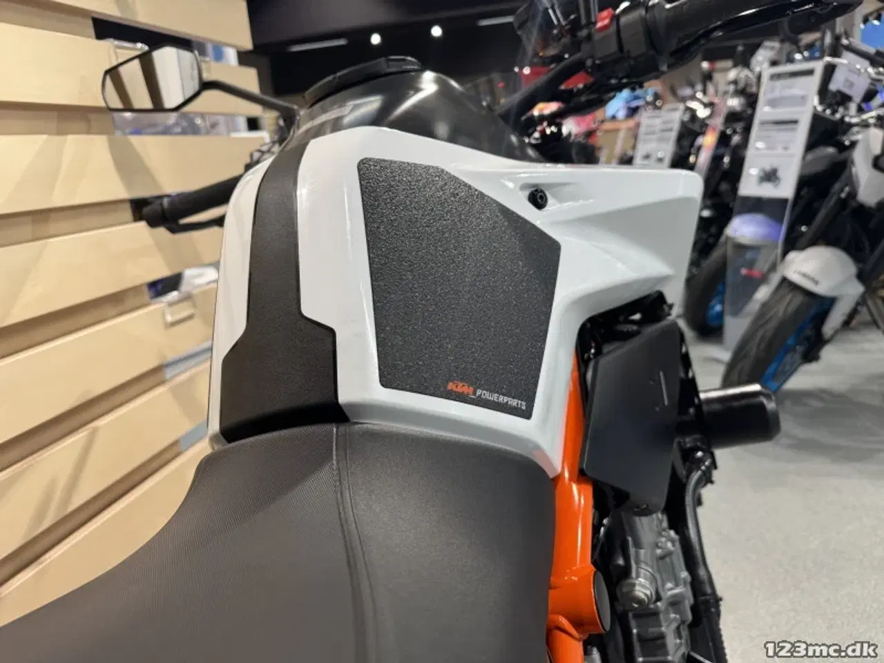 Billede 16 - KTM 890 Duke R