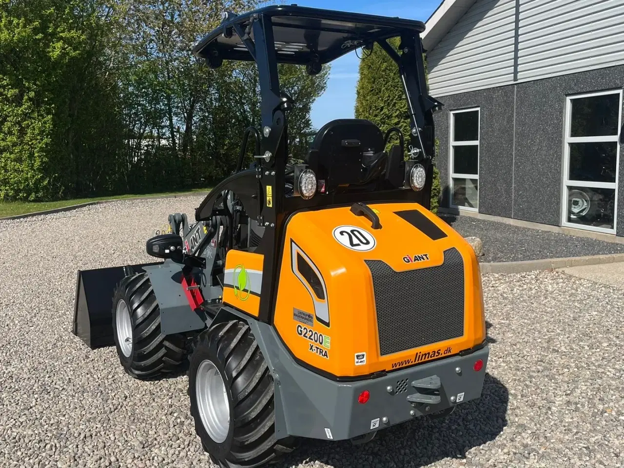 Billede 7 - Giant G2200E X-tra E Elektrisk minilæsser. DEN HAR KUN KØRT DEMO OG ER SOM NY