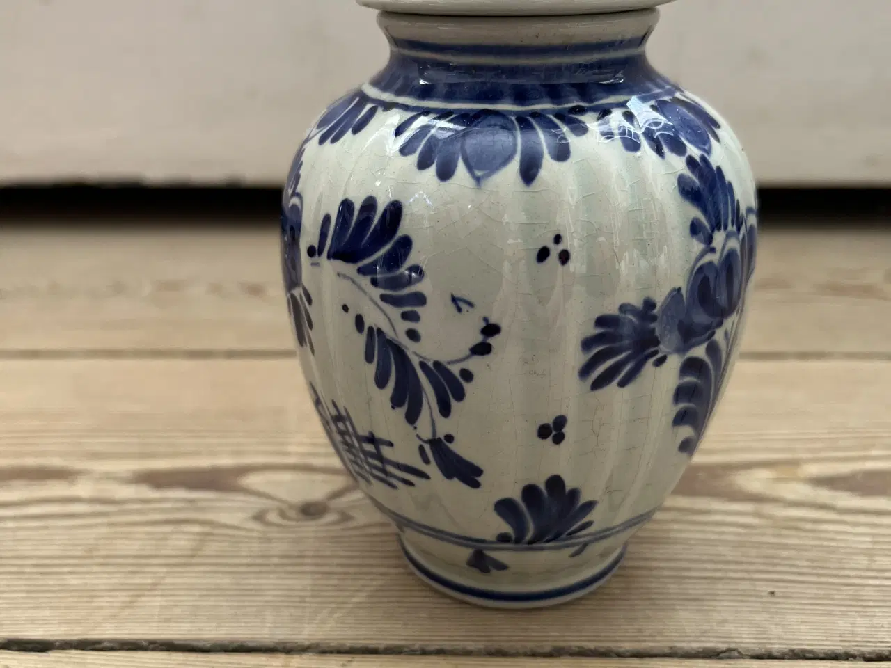 Billede 4 - Delft krukke med låg
