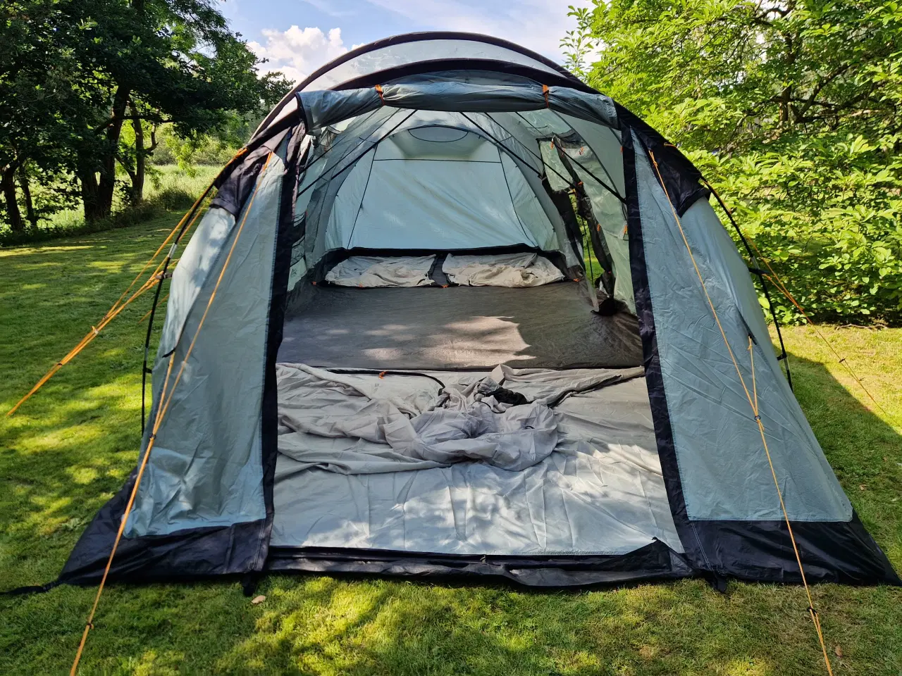 Billede 4 - UDLEJES - Campingpakke m. 8-12 pers. telt