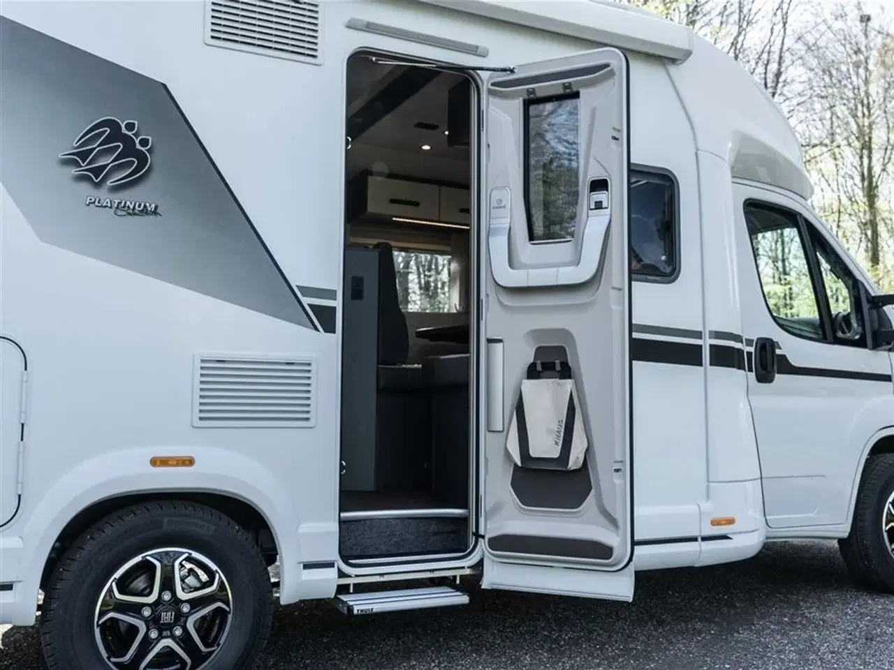 Billede 36 - 2025 - Knaus L!VE TI Wave 650 MF Platinium Selection   KNAUS L!VE KAMPAGNE - SPAR 95.000