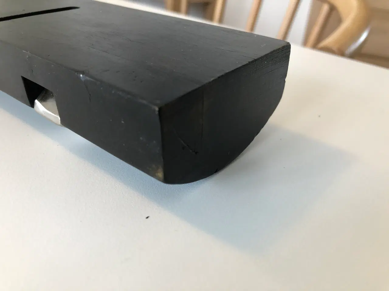 Billede 8 - Knagerække i sort med 4 knager fra Cado