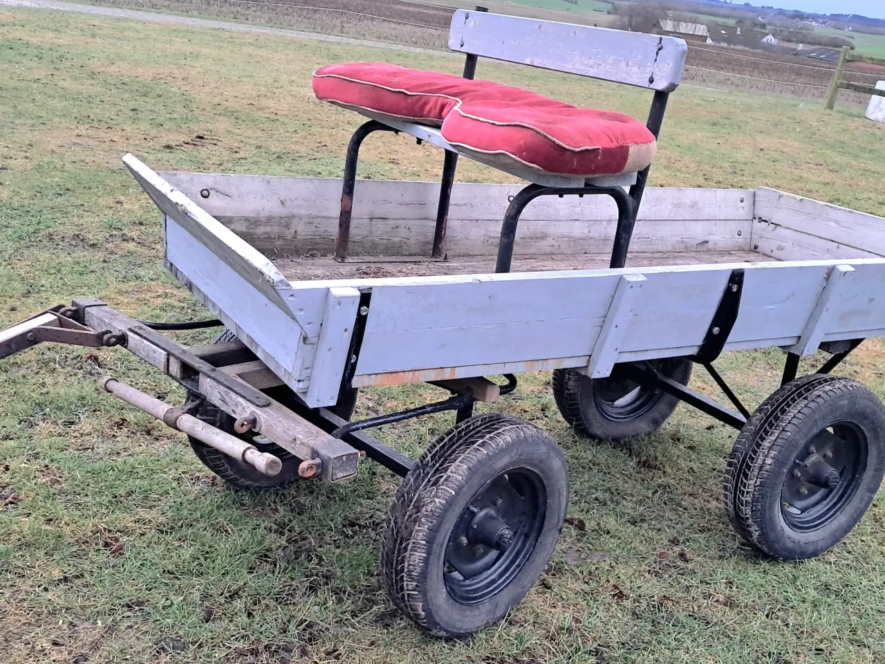 Billede 2 - Nylavet heste vogn.