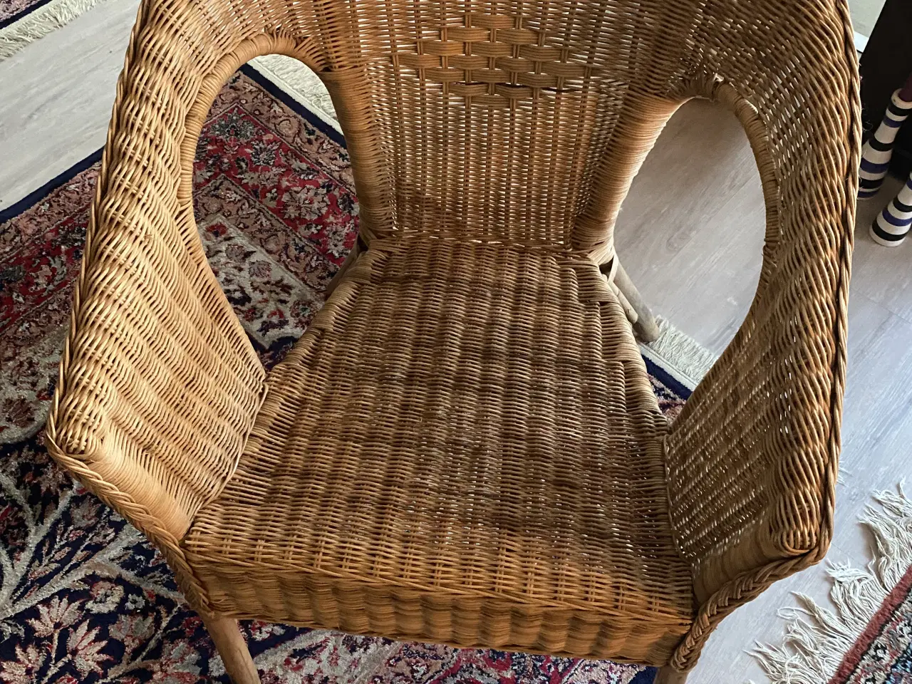 Billede 2 - Kruvestole .100%ok. 2stk. Fra et ikke rygerhjem.