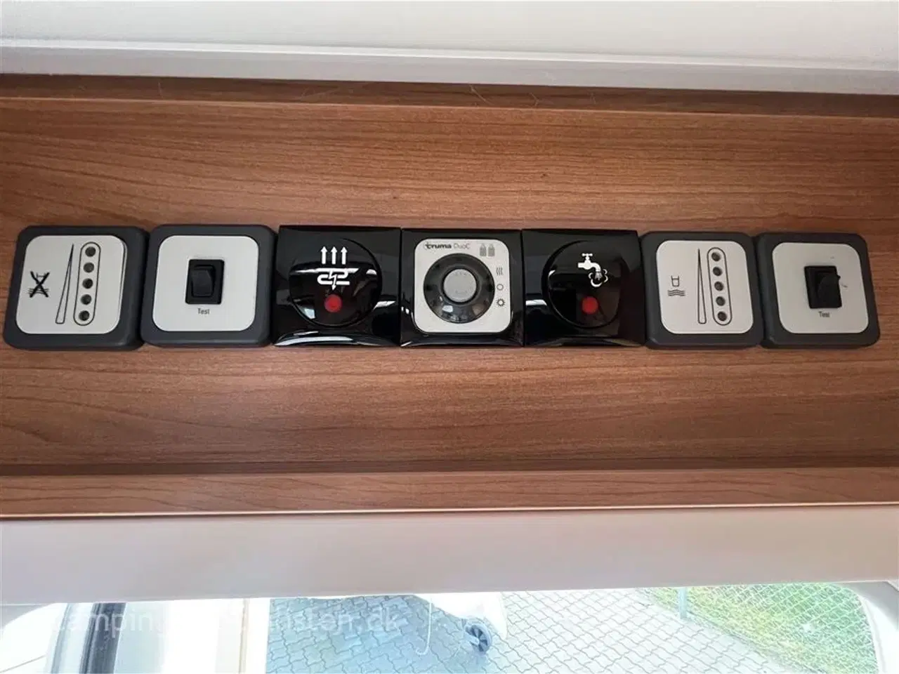 Billede 14 - 2013 - LMC Musica Black Edition 503 E 2013 LMC 503 E Musica Black Edition - se den nu hos Camping-Specialisten.dk