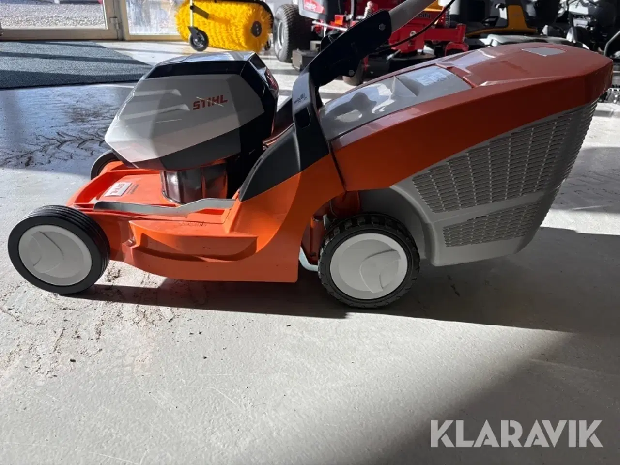 Billede 8 - Græsslåmaskine STIHL RMA 443 PV