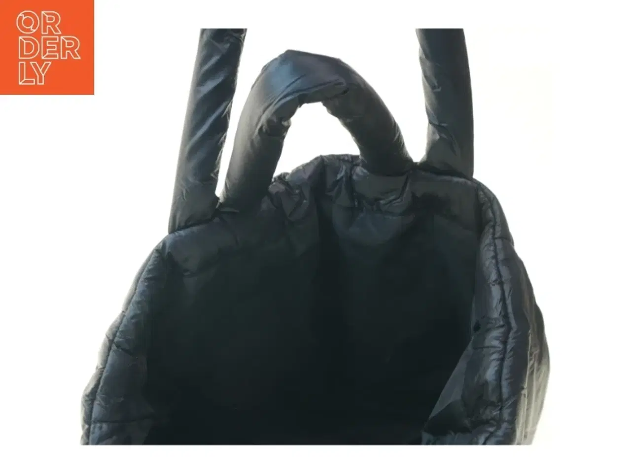 Billede 2 - Sort quiltet skuldertaske (str. 42x46 cm)