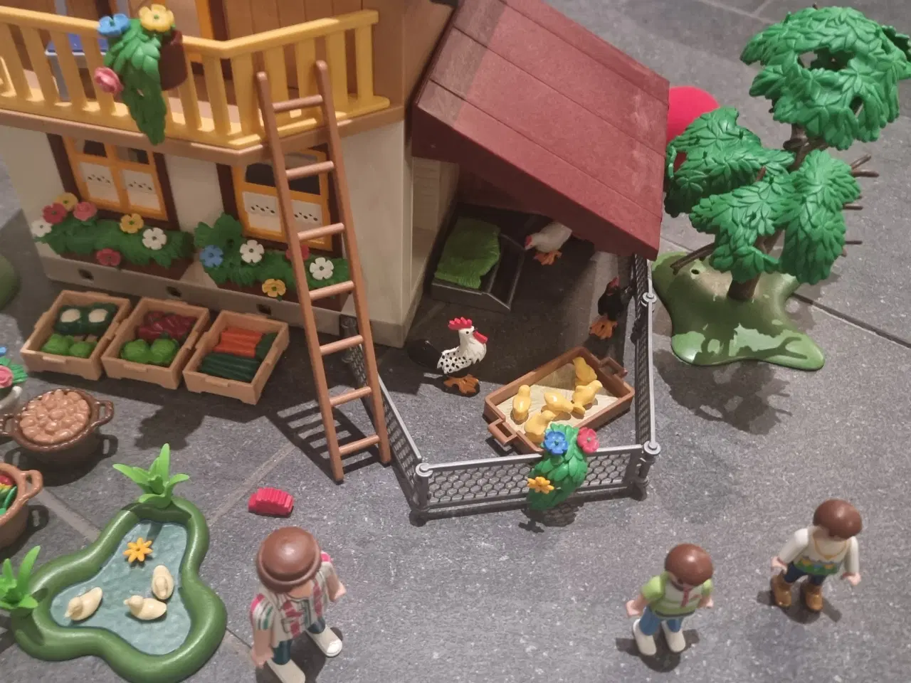 Billede 3 - Playmobil gårdbutik