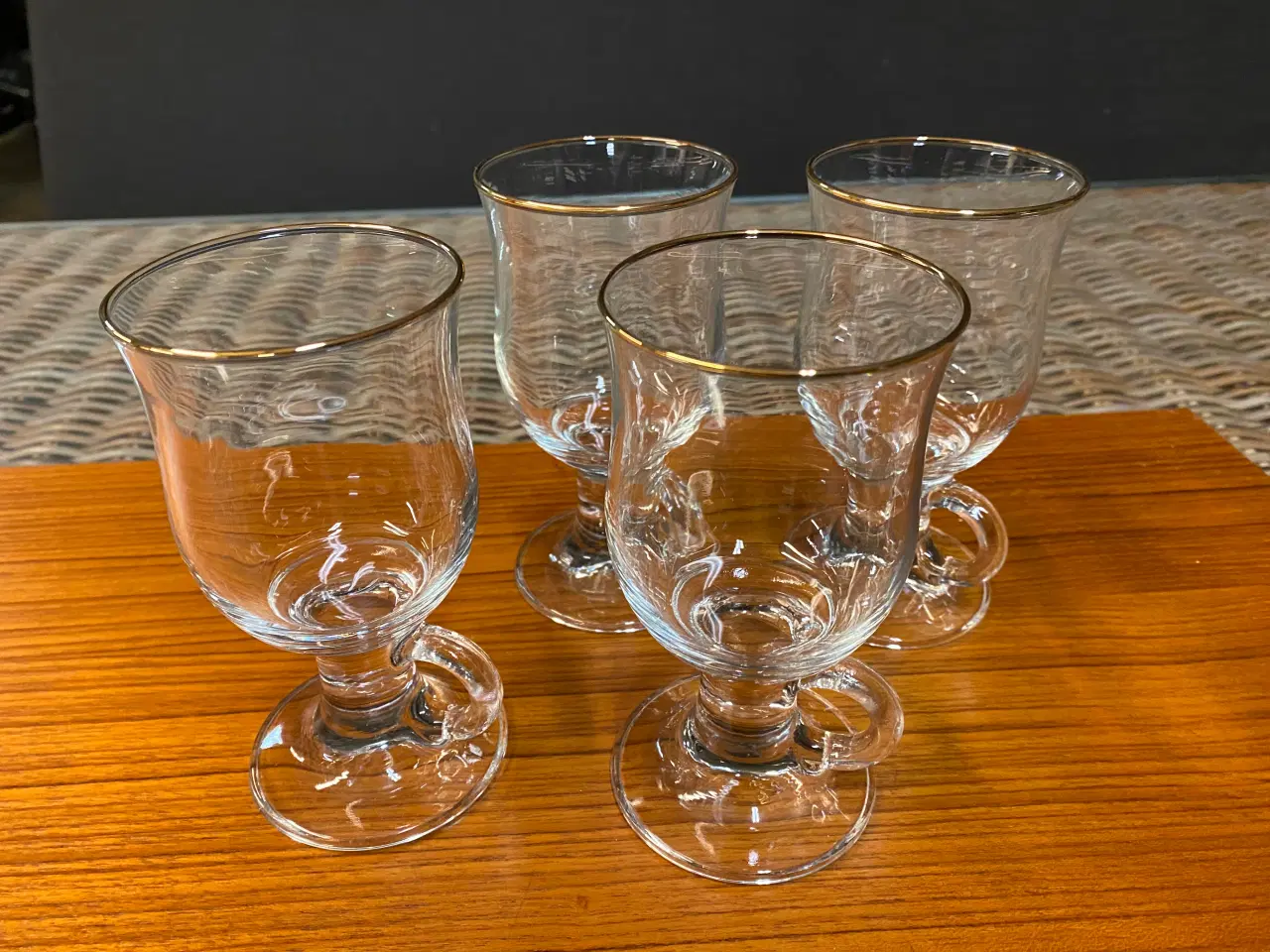 Billede 3 - 4stk irish coffie gamle glas med hank 25kr pr stk 