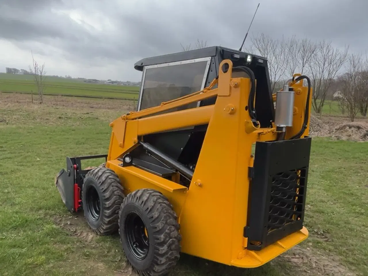 Billede 3 - Case 1845 skridstyret minilæsser