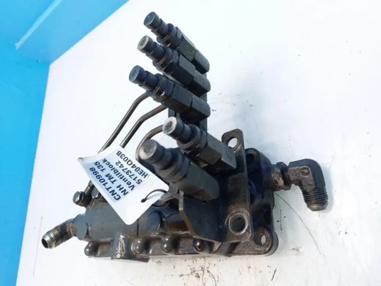 Billede 6 - New Holland TM 135 Ventilblock 5173742