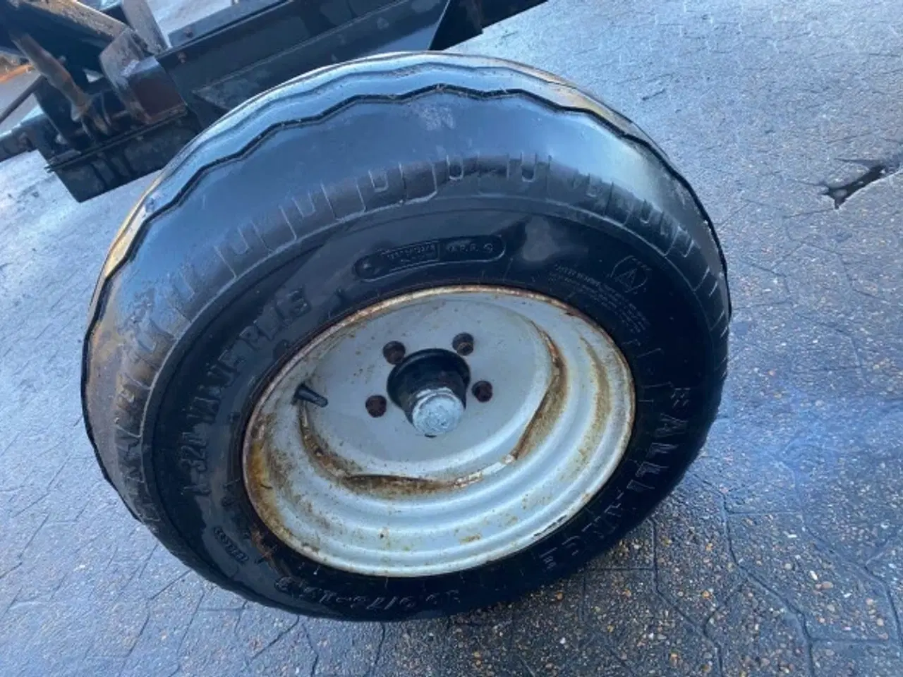 Billede 5 - New Holland 35 Fods Skærebordsvogn 