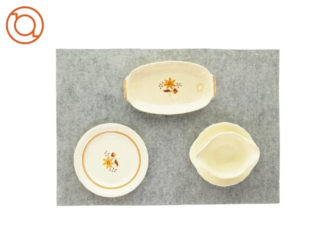 Billede 3 - Stel fra Anna Burg (str. Ø: 23,5 og 20 HØ: 9 x 17 Og LB: 24 x 14 Cm )