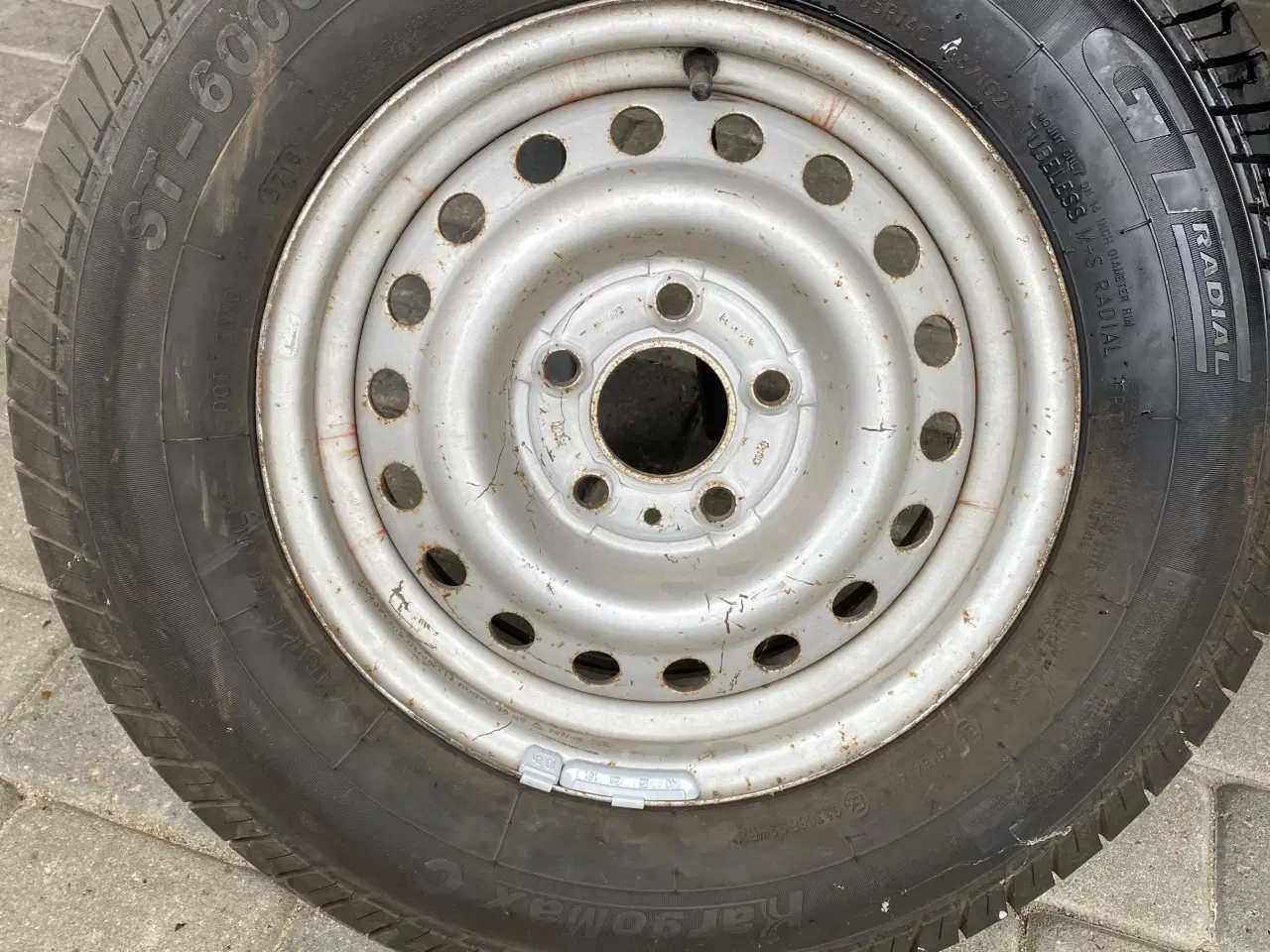 Billede 2 - Reservehjul 185 R 14C passer til Hobby 495 