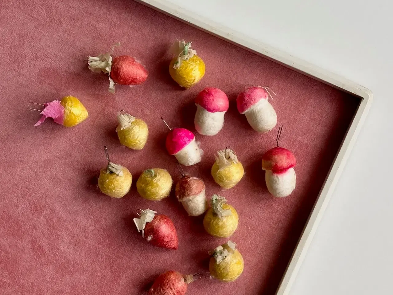 Billede 3 - Gammel vatpynt, 16 stk samlet