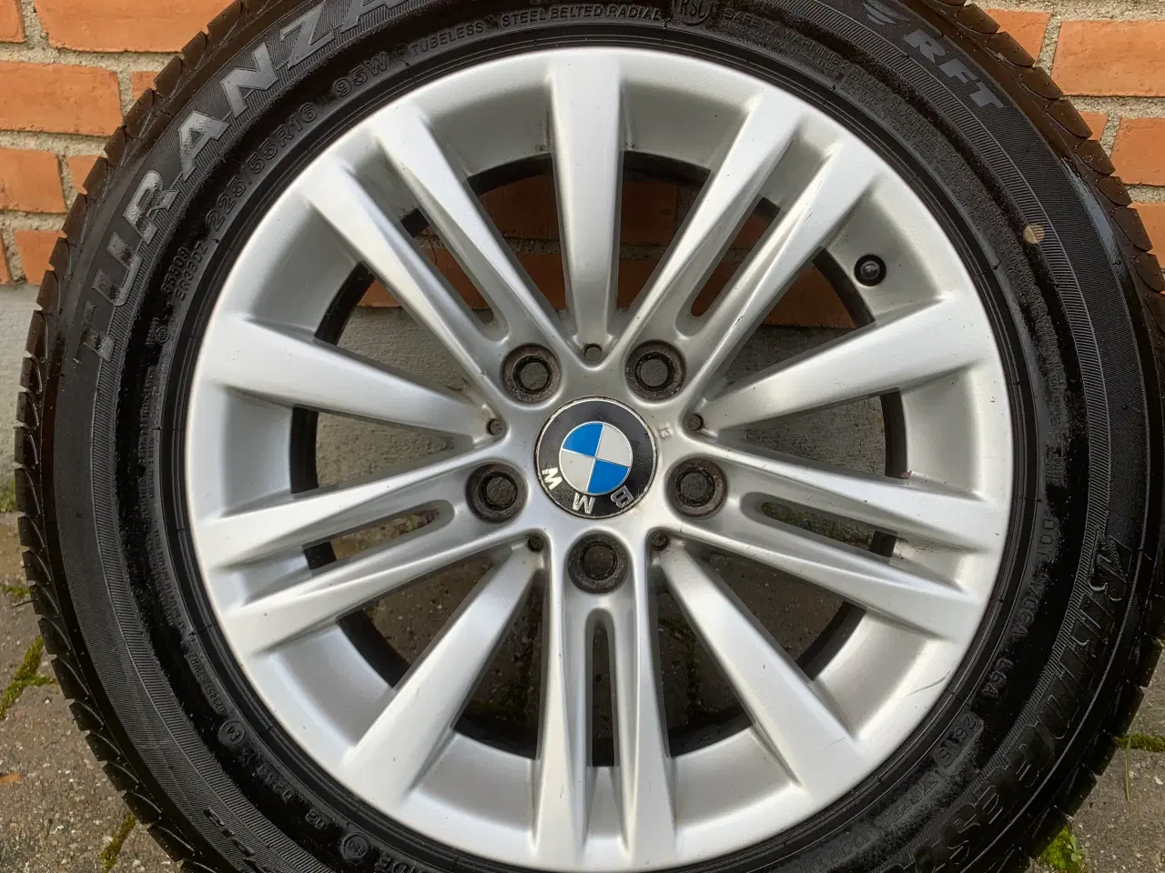 Billede 1 - BMW - Rigtig fine fælge inkl dæk.