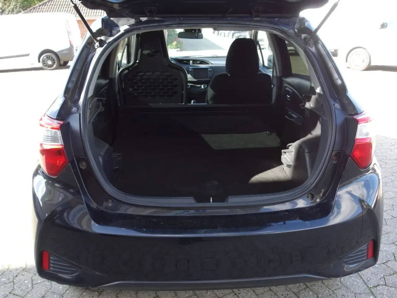 Billede 15 - Toyota Yaris 1,5 Hybrid CHIC e-CVT Van