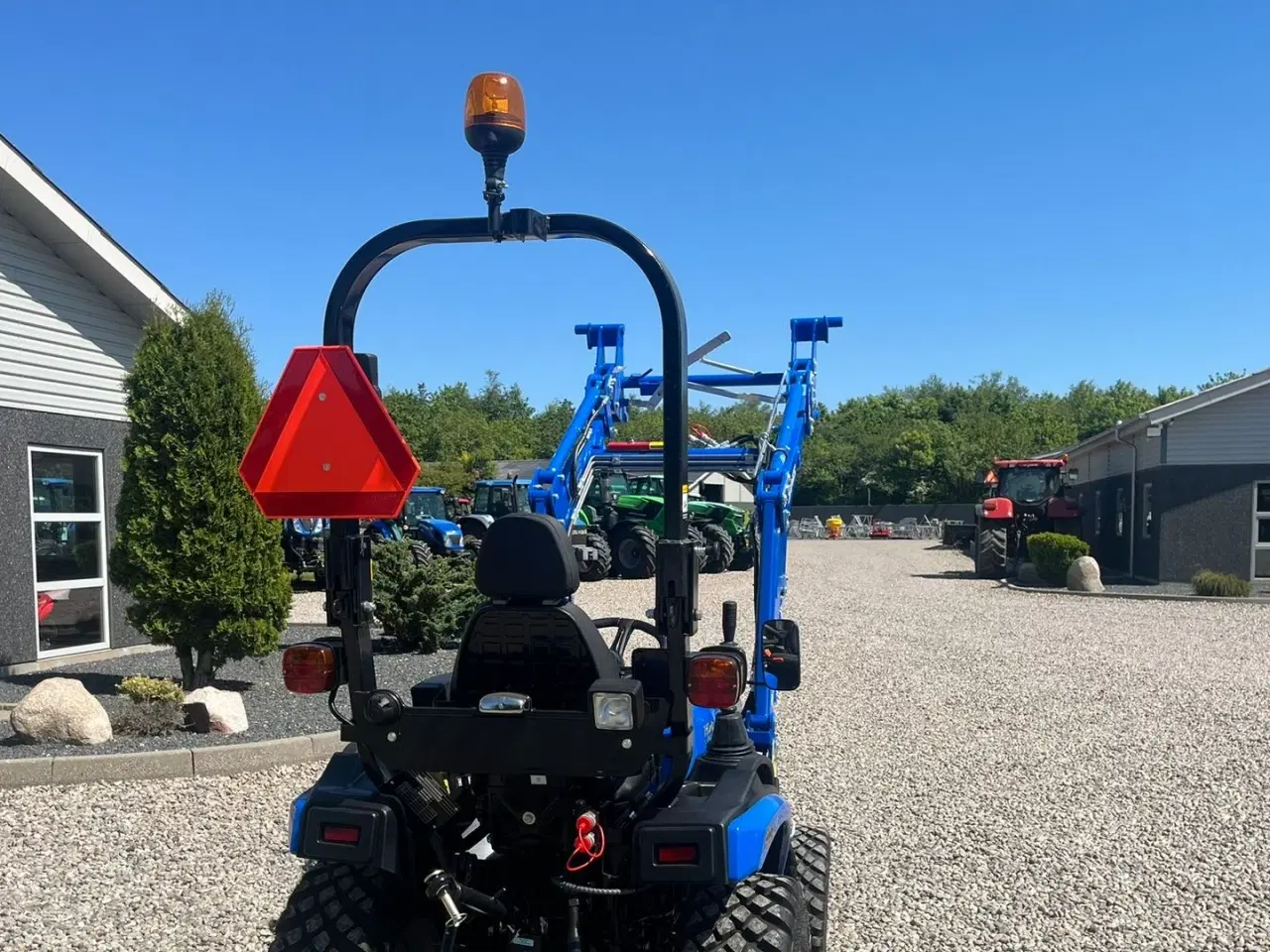 Billede 17 - Solis H26 HST Med Frontlæsser og GardenPro dæk