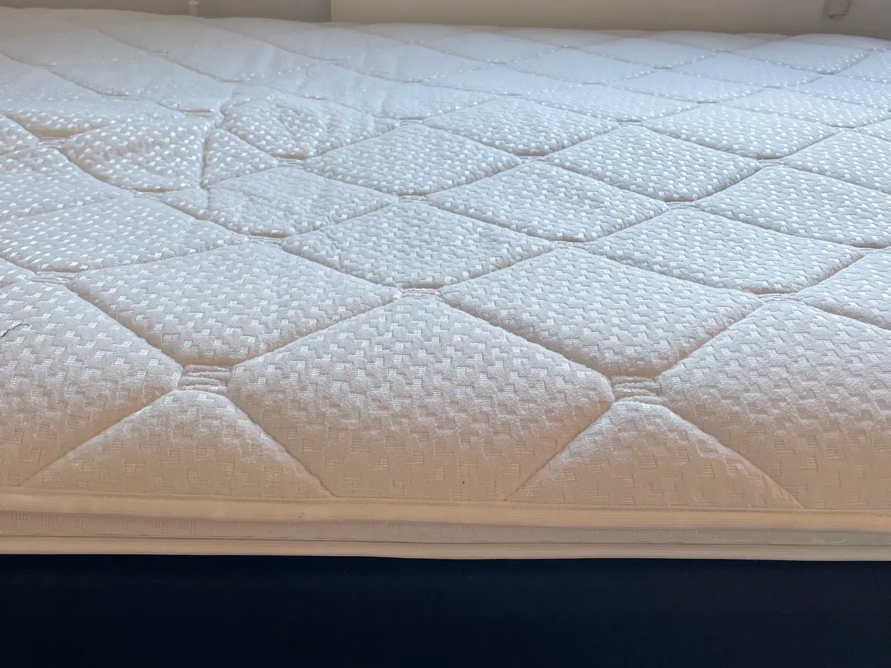 Billede 3 - Seng 140x200 cm