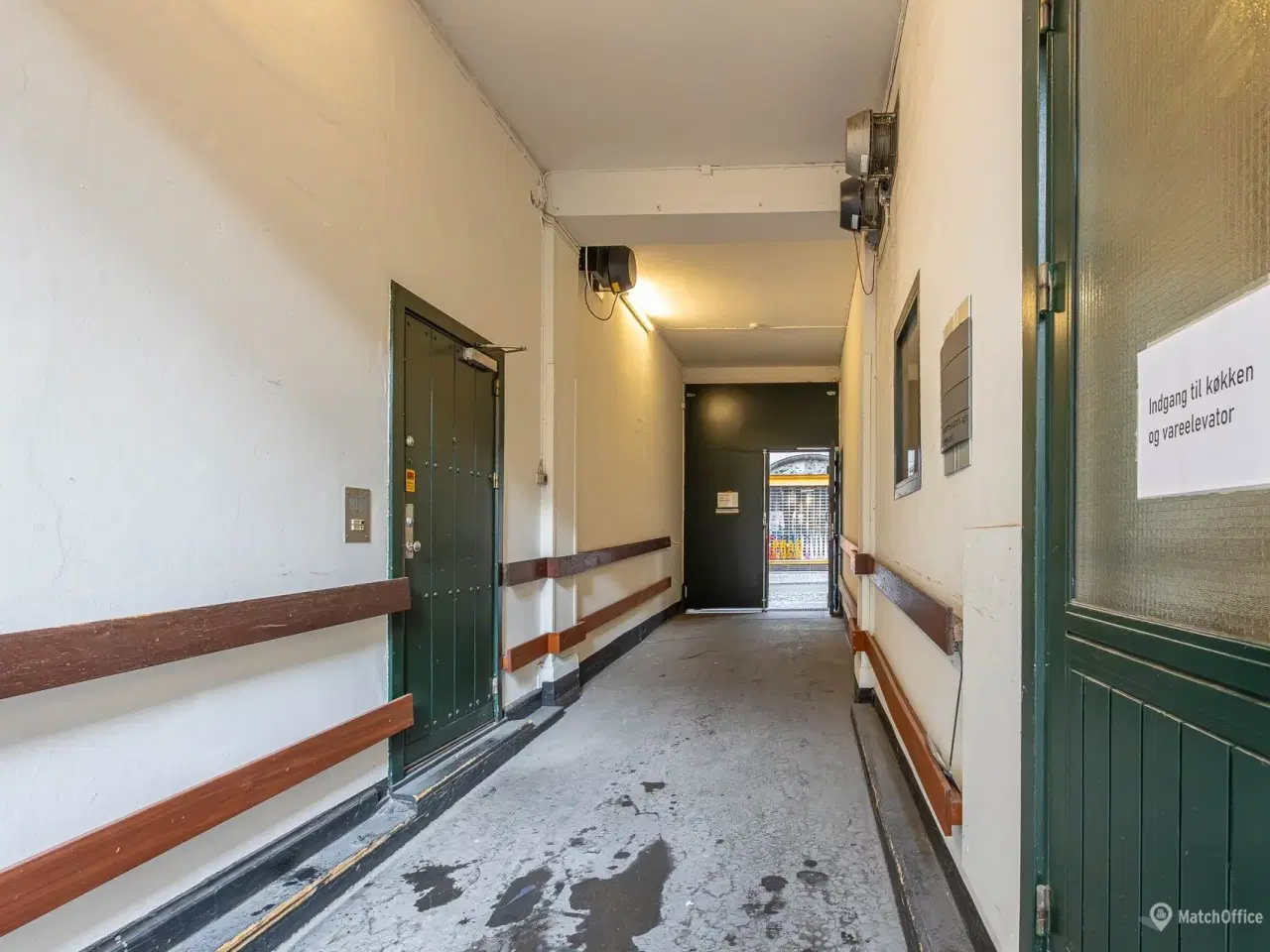 Billede 15 - Lækkert og gennemgribende nyistandsat kontorlejemål på 192 m²