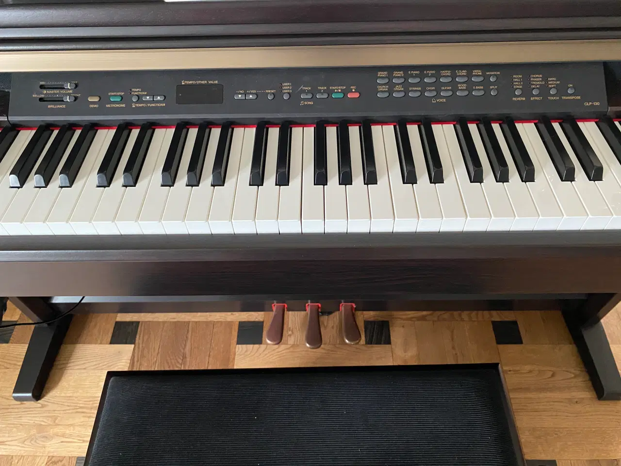 Billede 3 - Yamaha el-klaver som nyt