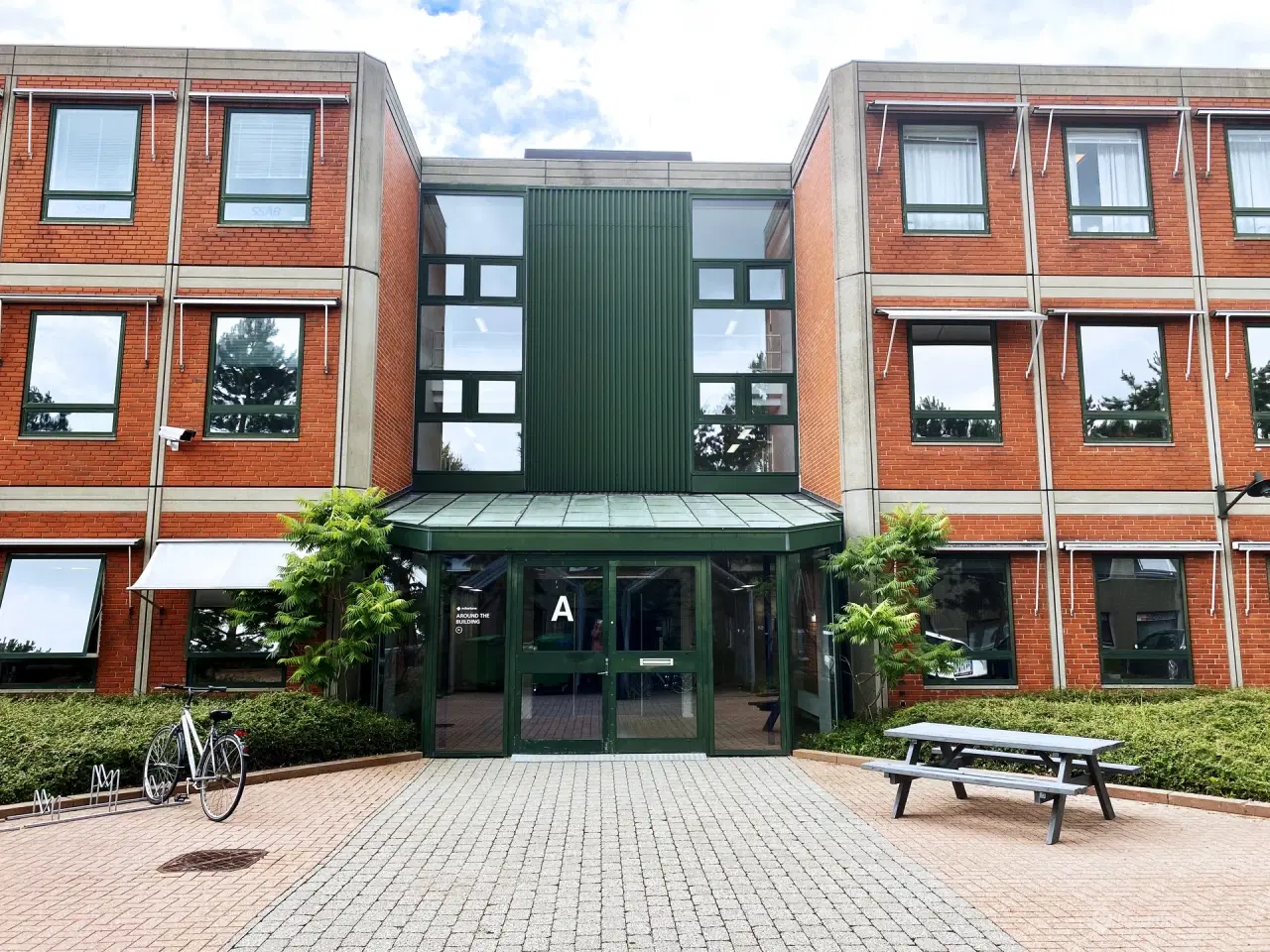 Billede 3 - Kontor og showroom med egen indgang