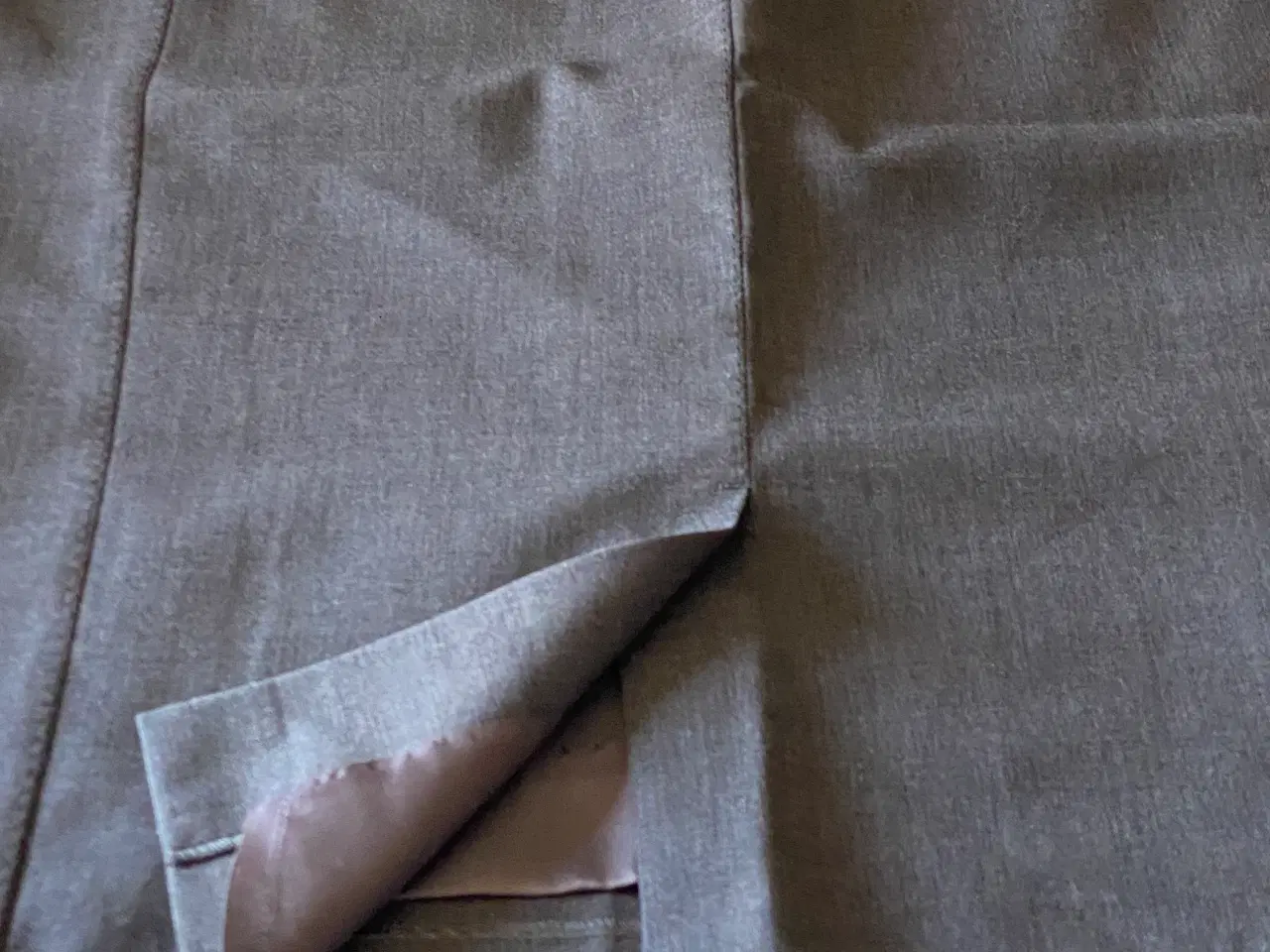 Billede 4 - Nederdel PAUL SMITH