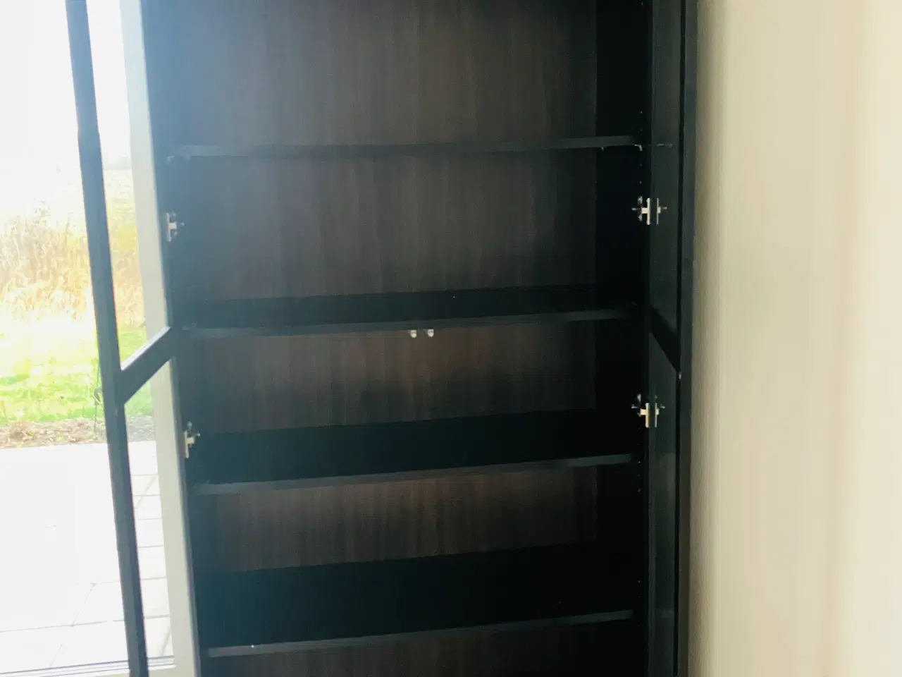 Billede 2 - Flot vitrineskab 