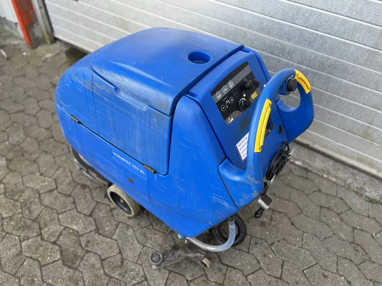 Billede 4 - Gulvvasker Nilfisk Scrubtec 553 BL Combi