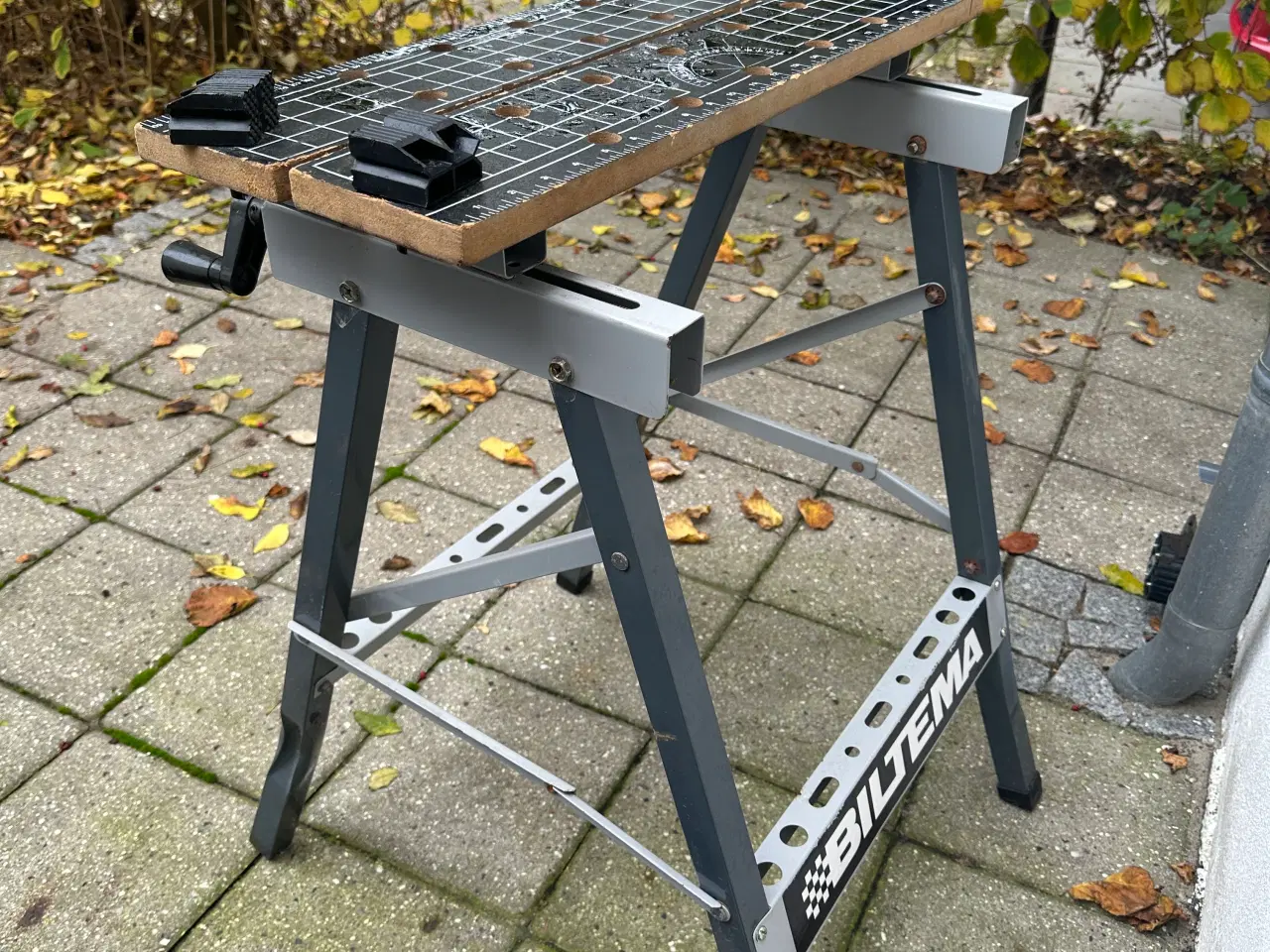 Billede 1 - Sammenklappeligt arbejdsbord