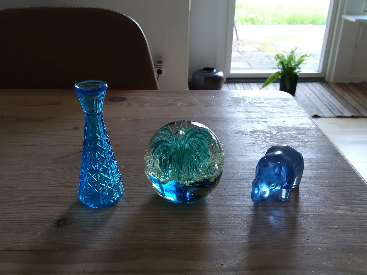 Billede 3 - Brevpresser og glas vase 