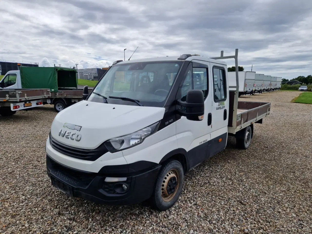 Billede 1 - Iveco Daily 2,3 35S14 Mandskabsvogn m/lad