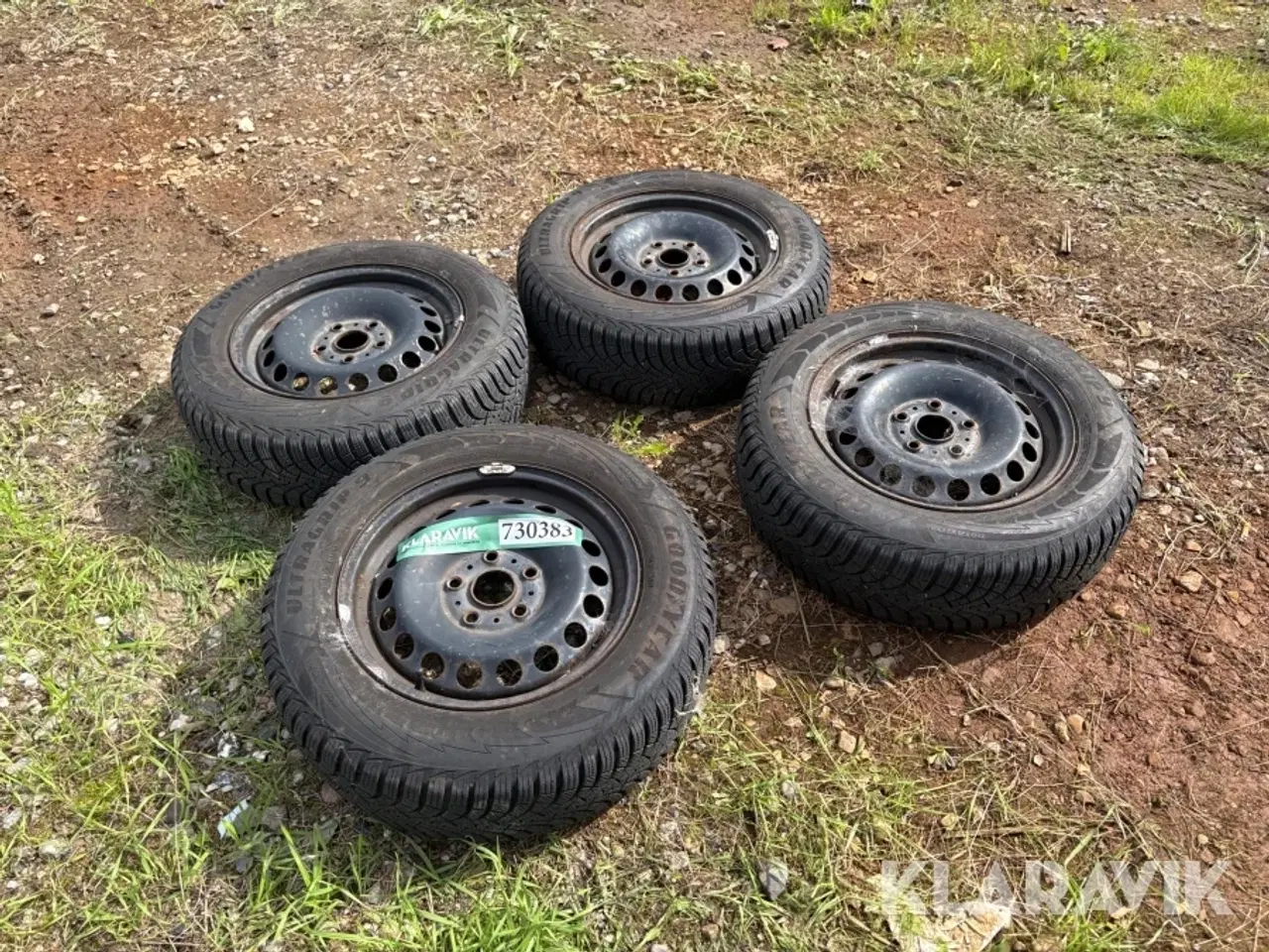 Billede 2 - Dæk med stålfælge Goodyear Ultragrip